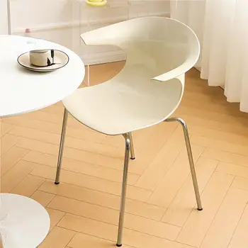Скандинавский современный обеденный стул с прозрачным подлокотником, креативный дизайнерский средневековый ветряной стул с кремовыми вставками из нержавеющей стали